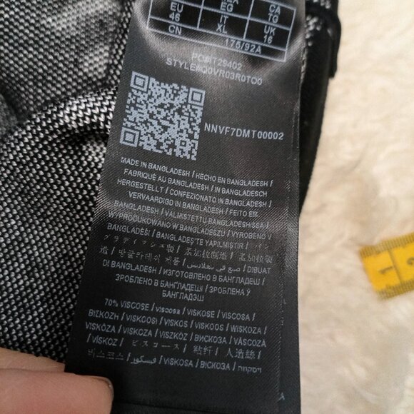 Guess Women’s Black and White Logo Dress Size XL - Picture 9 of 10